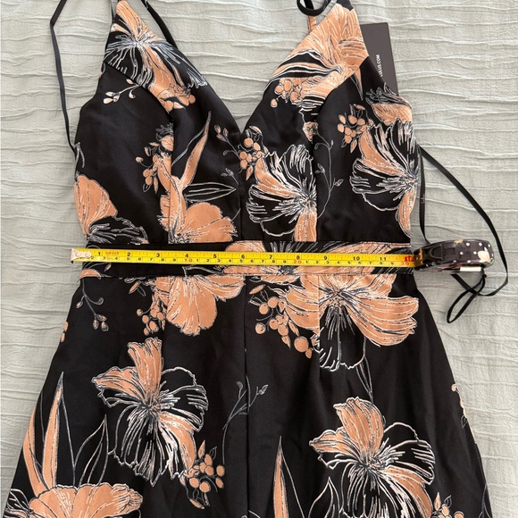 NEW Lulus High-low floral dress- XS - Picture 7 of 7